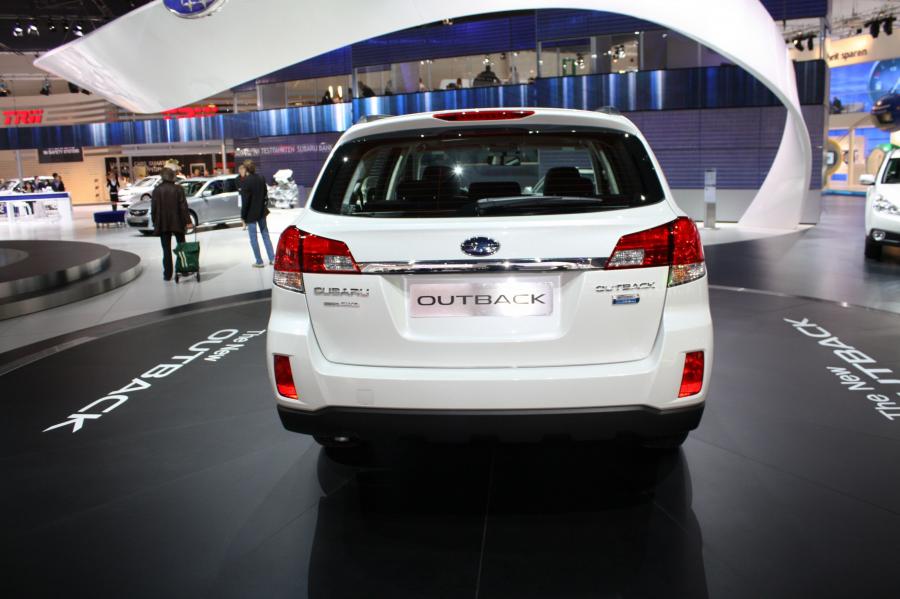  Subaru Outback 2010 года  (фото 4 из 79)